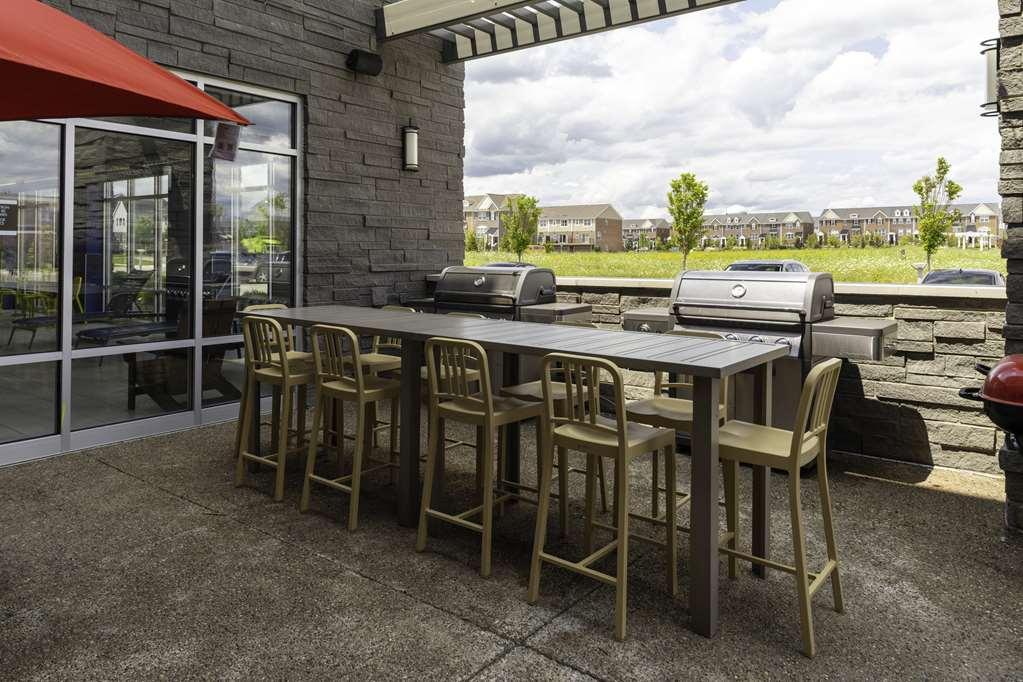 Home2 Suites By Hilton Northville Detroit Exterior photo